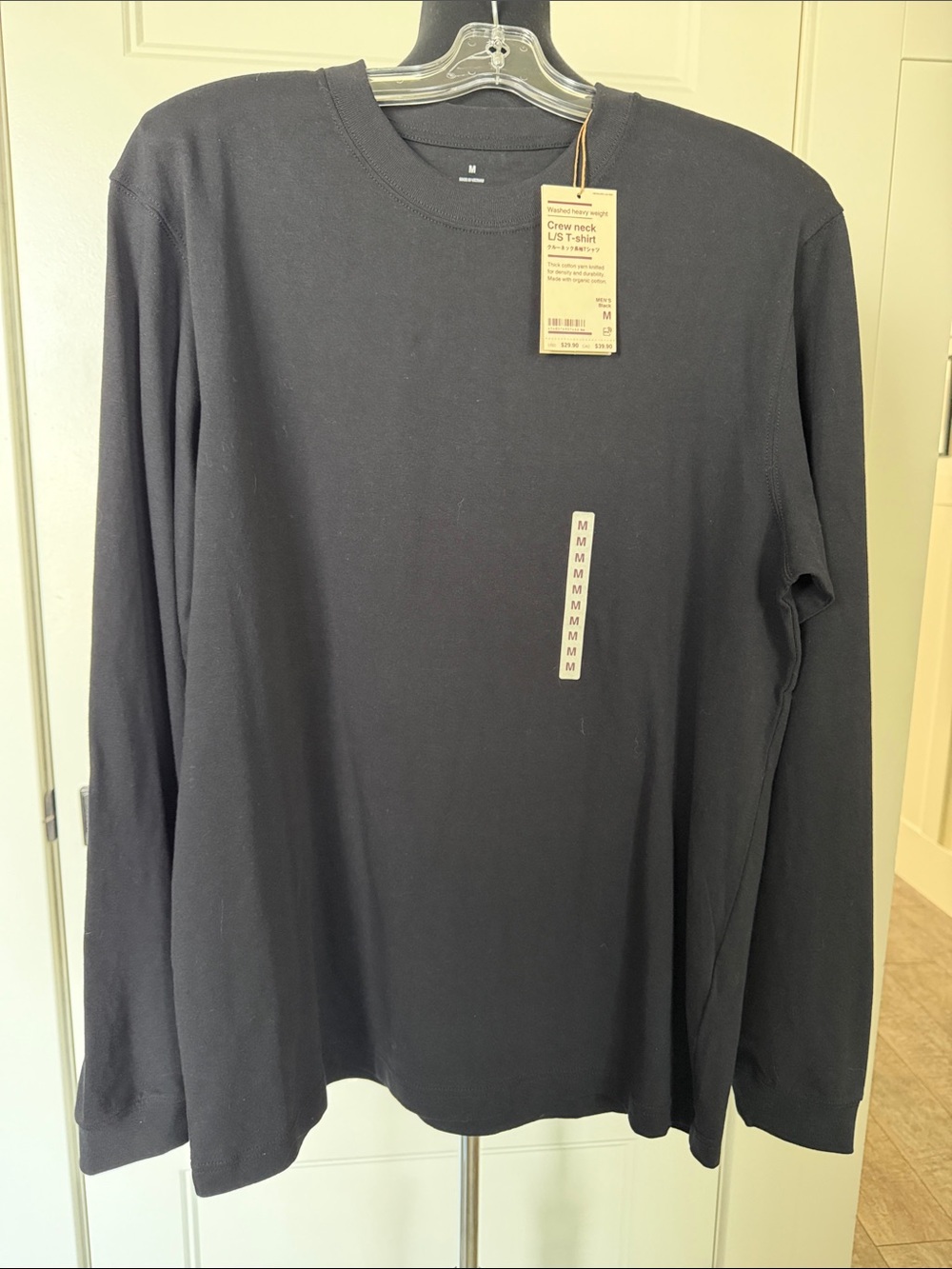 Classic Black Crew Neck Long-Sleeve Shirt - M